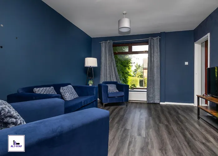 Newhall By Alt-Stay Contractor Accommodation - 3 Bed Contractor Home With Parking, Wi-Fi & Full Kitchen - Ideal For Long Stays Casa de Férias Leeds (West Yorkshire)