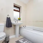 度假居 Newhall By Alt-stay Contractor - 3 Bed Contractor With Parking, Wi-fi & Full Kitchen - Ideal For Long 利兹
