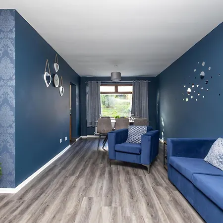 Newhall By Alt-stay Contractor - 3 Bed Contractor With Parking, Wi-fi & Full Kitchen - Ideal For Long 利兹