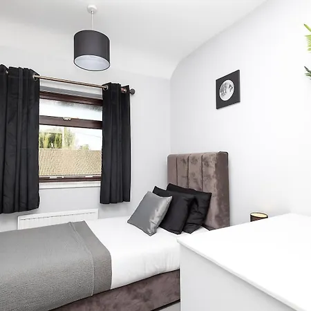 בית נופש Alt-stay Leeds, M1 Junction 45 Skelton - Ideal For Contractors - Parking & Fast Fibre Wi-fi - Long Welcome לידס