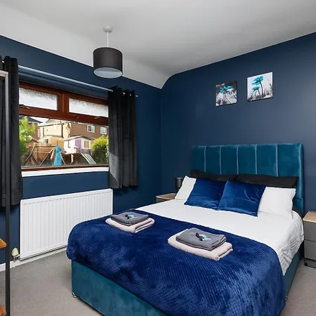 Alt-stay Leeds, M1 Junction 45 Skelton - Ideal For Contractors - Parking & Fast Fibre Wi-fi - Long Welcome בית נופש *