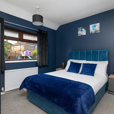 Newhall By Alt-stay - 3 Bed House - Parking, Wifi & Full Kitchen - Contractors & Relocations - Weekly & Monthly Rates - Rates Direct, Search Alt-stay *