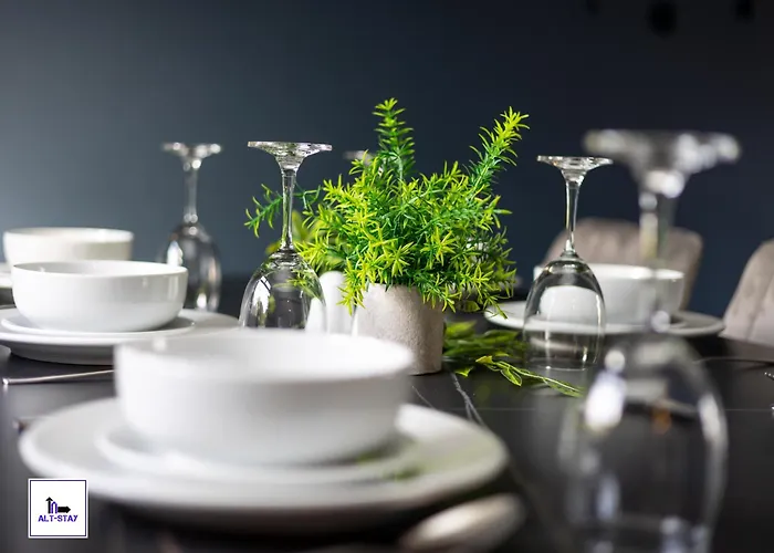 Newhall By Alt-Stay Contractor Accommodation - 3 Bed Contractor Home With Parking, Wi-Fi & Full Kitchen - Ideal For Long Stays