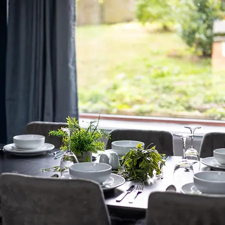 بيت للعطل Newhall By Alt-stay - 3 Bed House - Parking, Wifi & Full Kitchen - Contractors & Relocations - Weekly & Monthly Rates - Rates Direct, Search Alt-stay